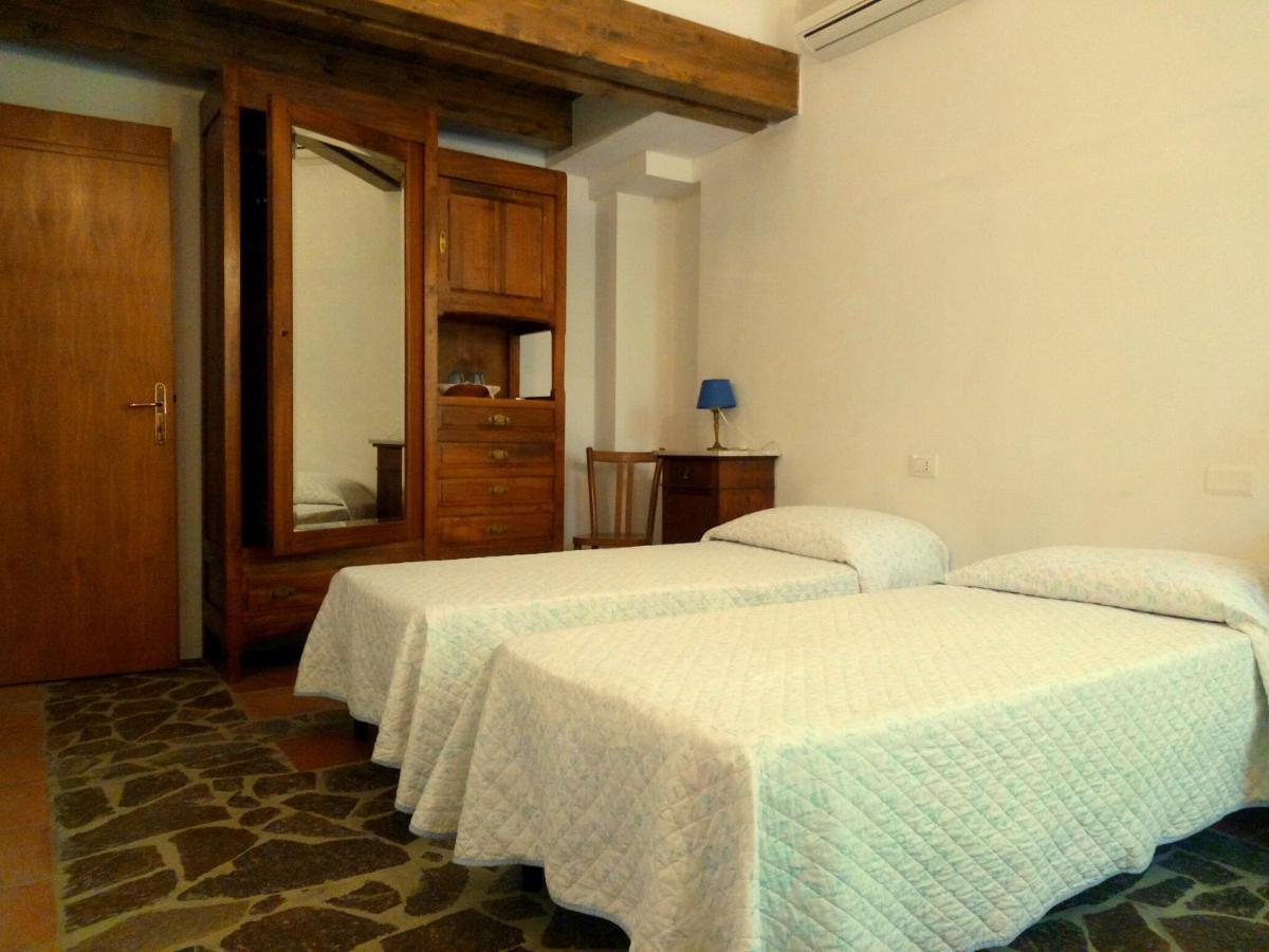 Lierus B&B Gonnosfanàdiga Exterior foto